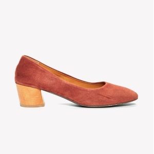 Chapo Coclico suede heels Sz 39.5